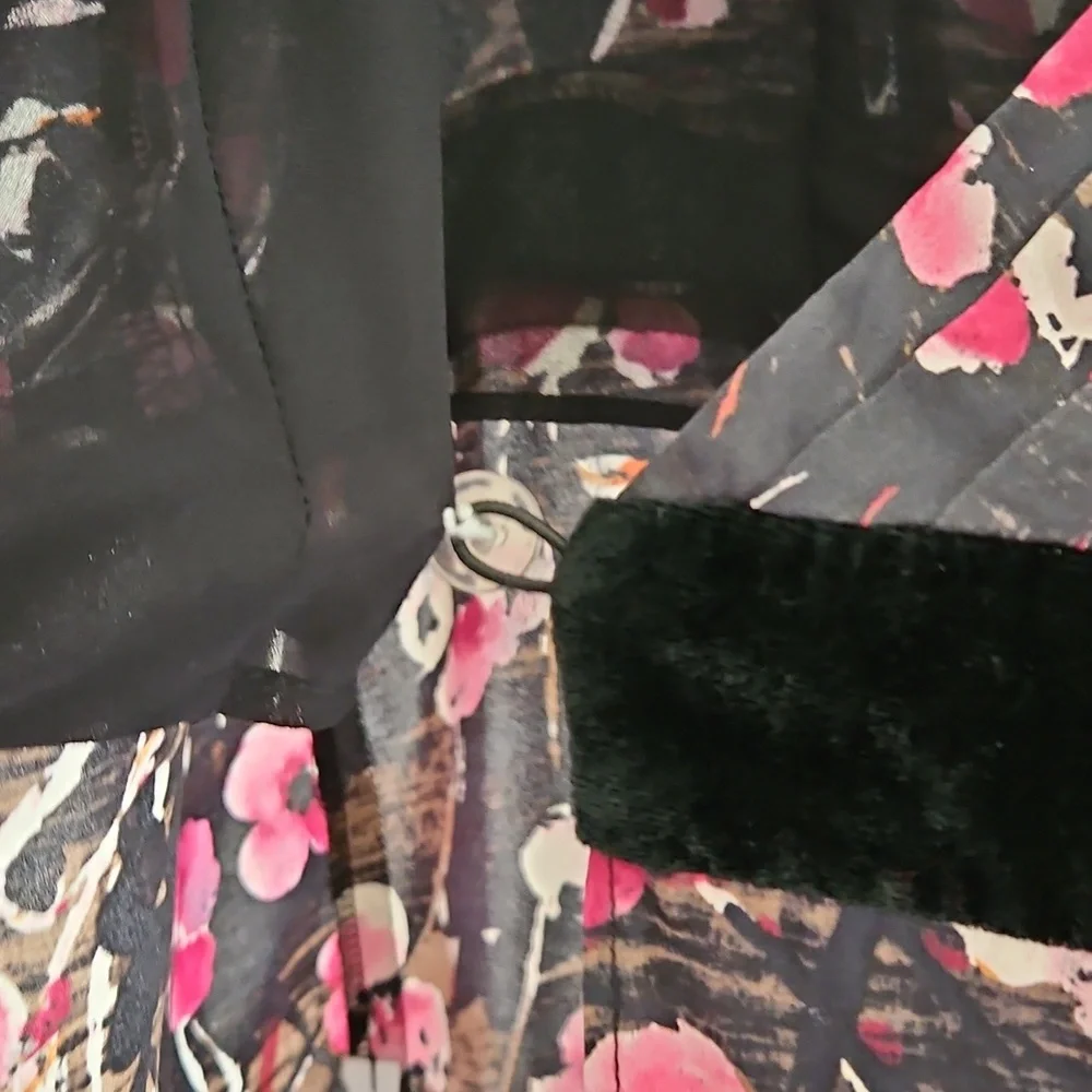 Ann Taylor Silk Wrap Floral Blouse Velvet Y2K‎ Fairy Whimsigoth Size 4